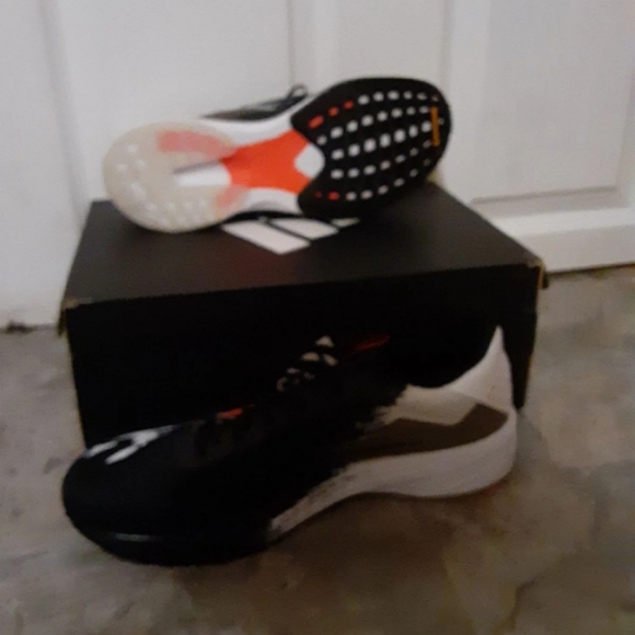 Addis brand new shoe - Picture 7 of 8